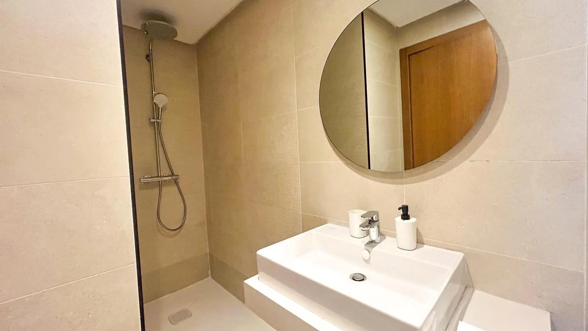 Apartment Studio Charme & Sérénité avec Balcon Privé Casablanca